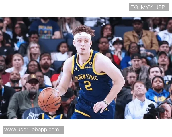 波杰姆斯基从核心到替补的角色转变如何重塑球队进攻体系