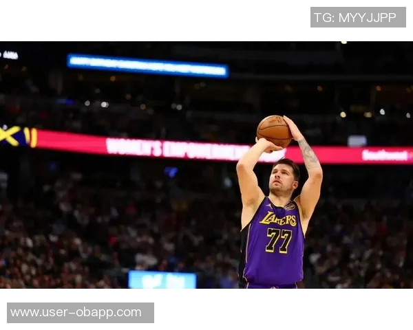 雷迪克谈东契奇角色定位强调得分与组织并重助力球队胜利 雷迪克谈东契奇角色定位强调得分与组织并重助力球队胜利