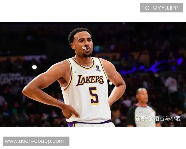 芬奇分析对手无球跑动致我队被动外线防守表现不佳需改进